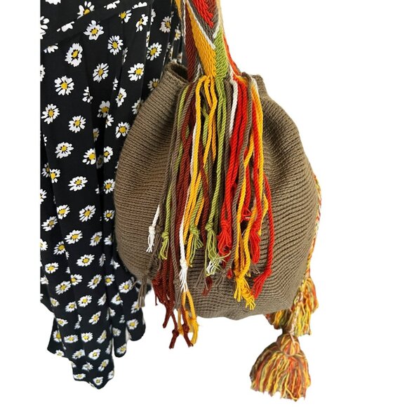 Handwoven Wayuu Mochila Tote Bag With Zigzag Strap & Tassels Colombian Kacki Grn - Picture 6 of 12